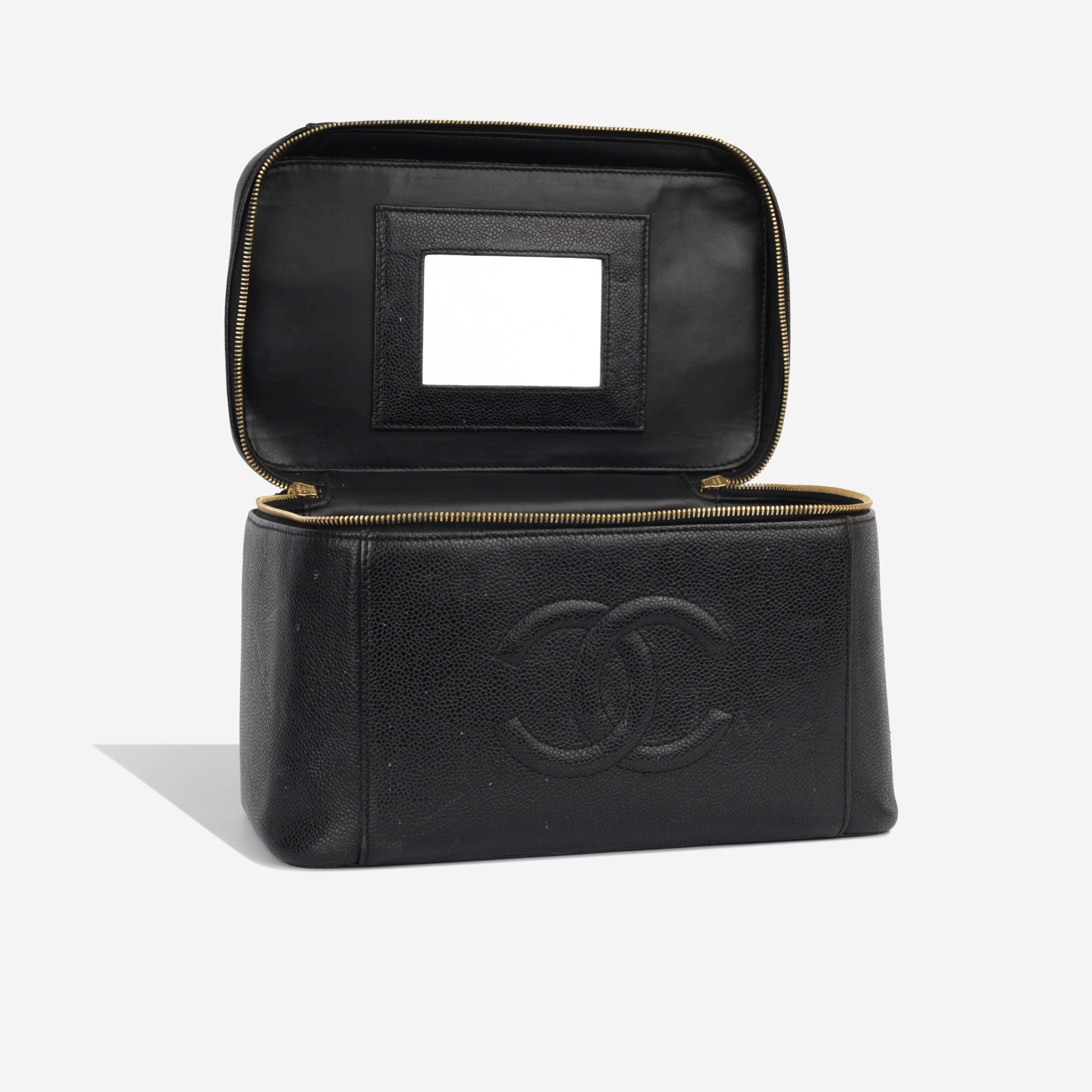 Chanel Black Vanity Case Caviar Gold Hardware – como-vintage