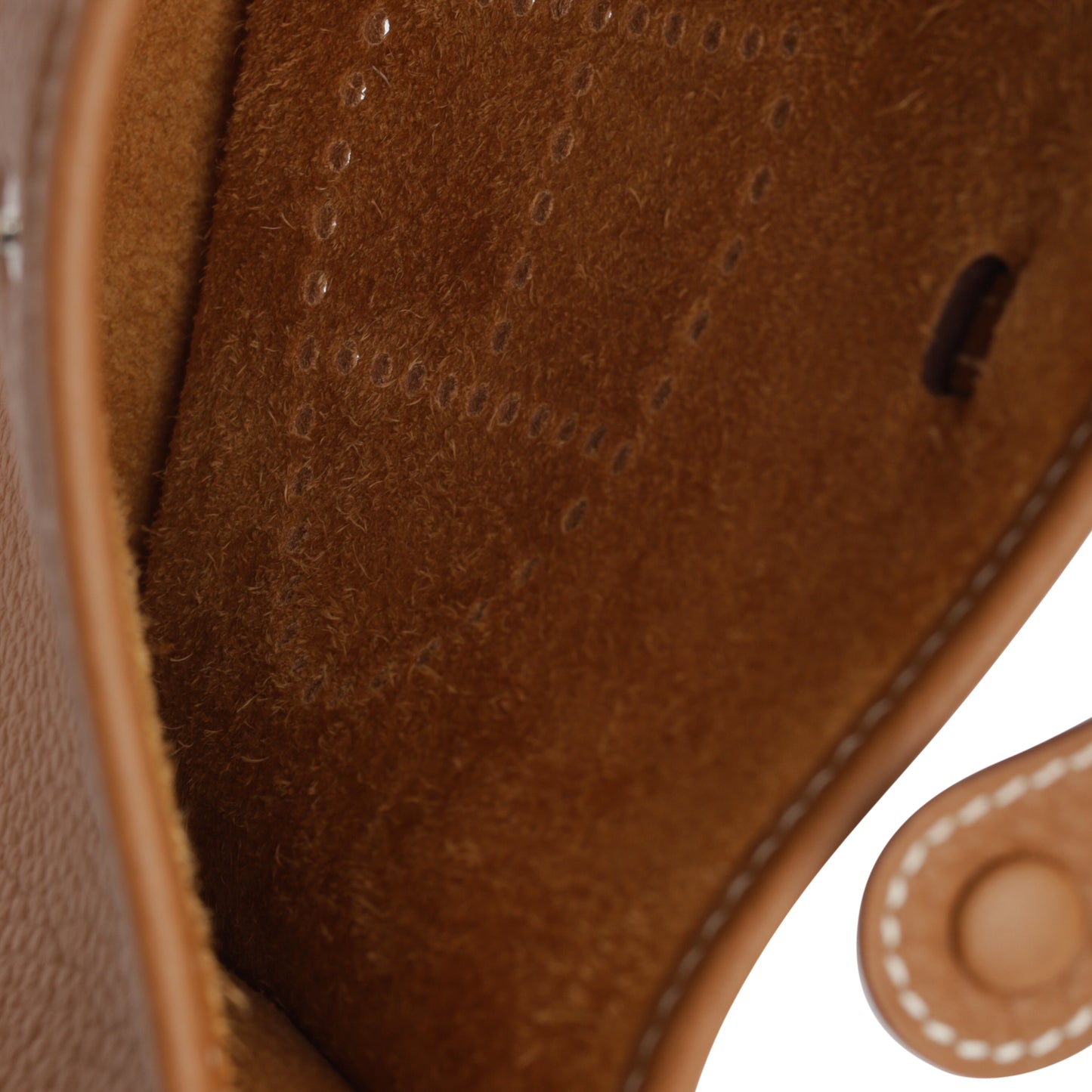 Evelyne TPM - Gold Clemence