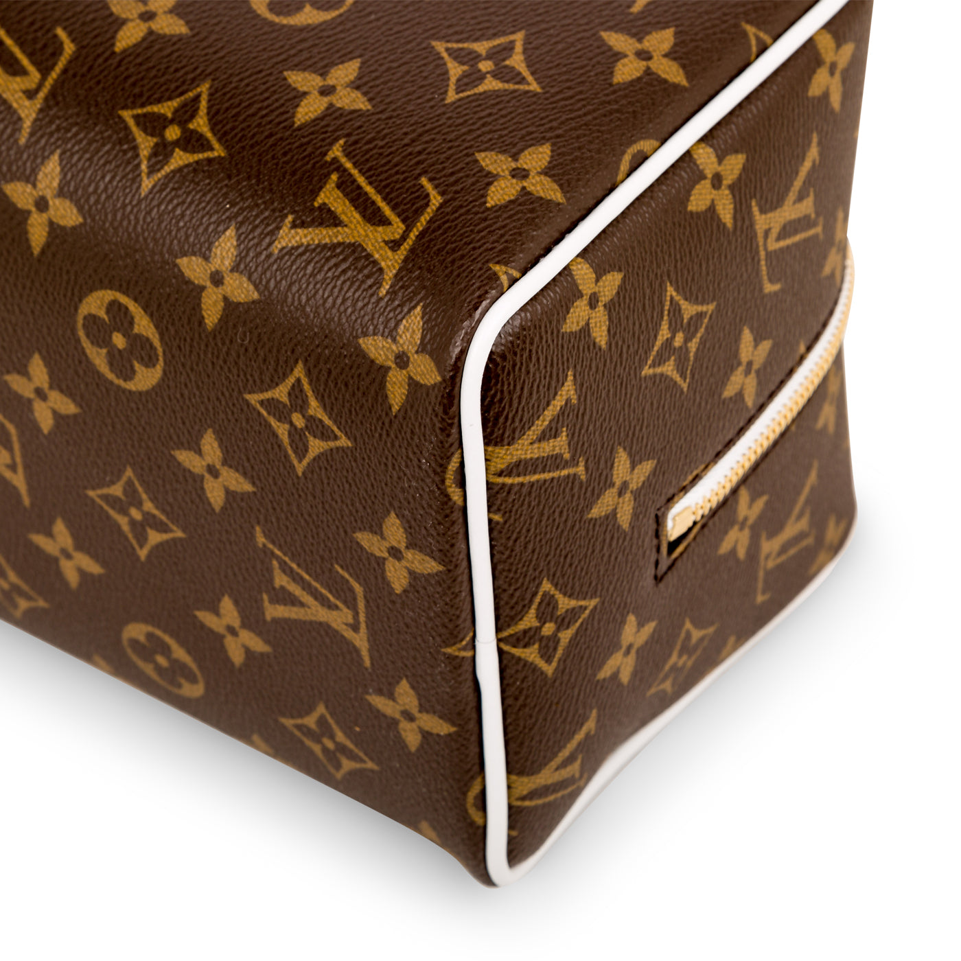 Shop Louis Vuitton MONOGRAM Lvxnba Cloakroom Dopp Kit (M58515) by Leapshop