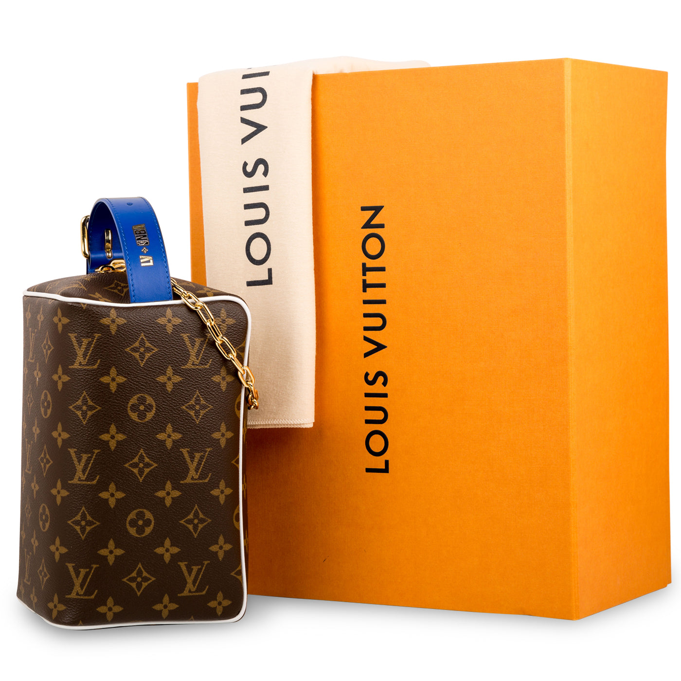 Shop Louis Vuitton MONOGRAM Lvxnba Cloakroom Dopp Kit (M58515) by Leapshop