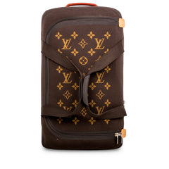 Louis Vuitton Horizon Soft Duffle Monogram Knit 55 at 1stDibs  horizon bag  lv, orange lv duffle bag, horizon soft louis vuitton