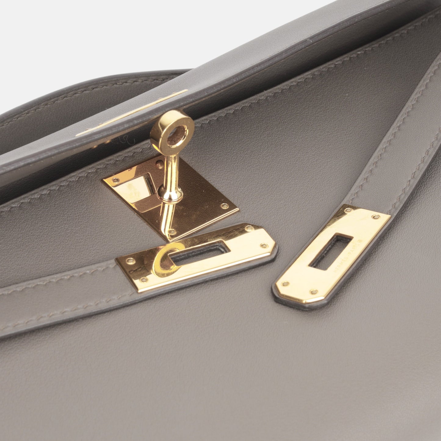 Kelly Cut Clutch - Gris Asphalt