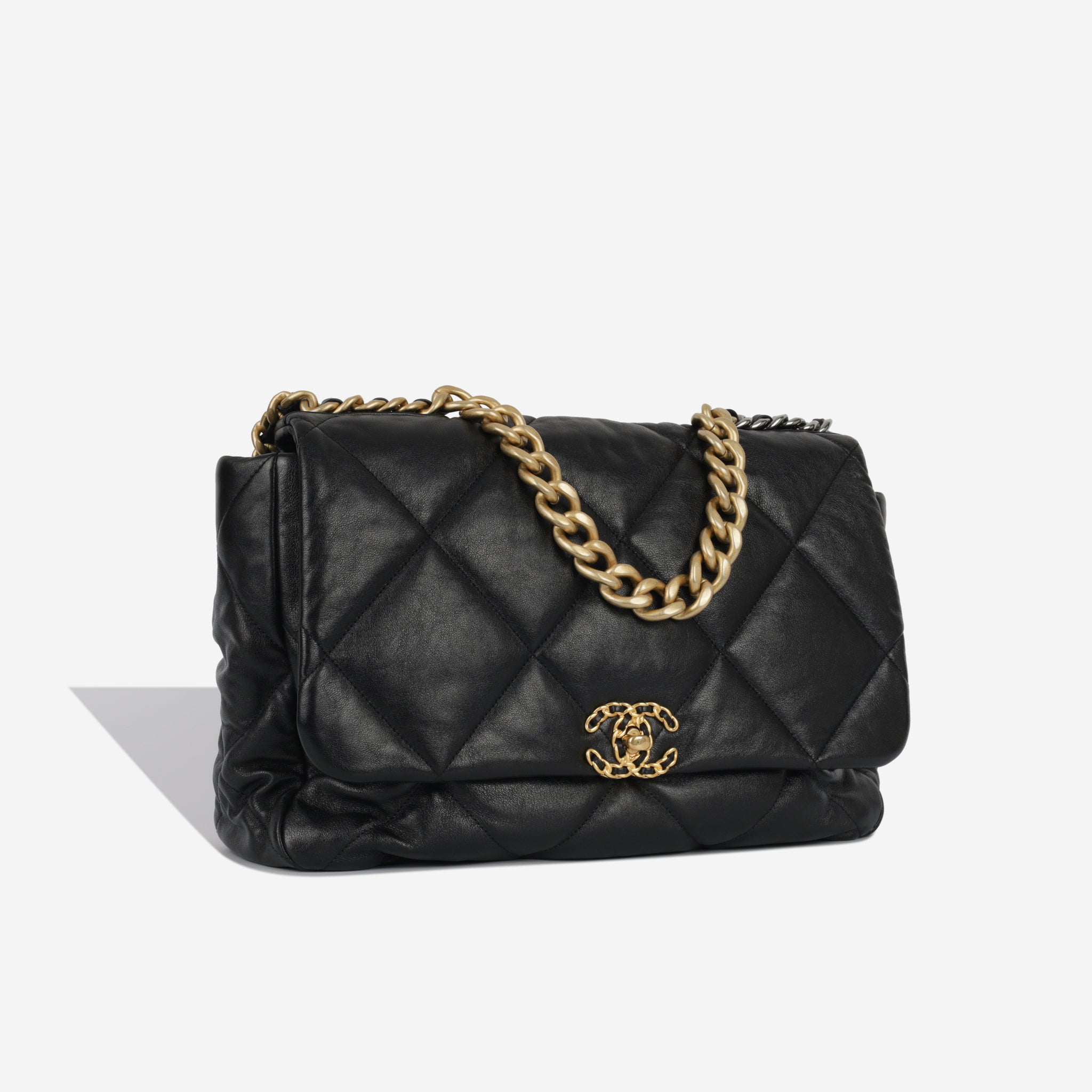 Chanel - 19 Flap Bag - Maxi - Black Goatskin - Pre-Loved