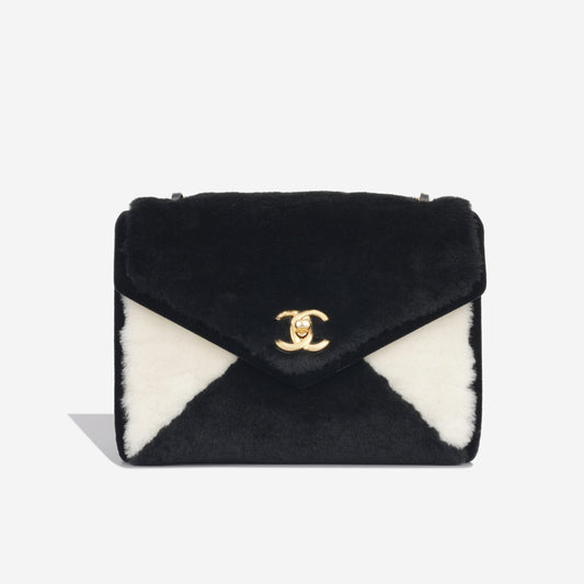 Small Envelope Flap Bag - Shearling