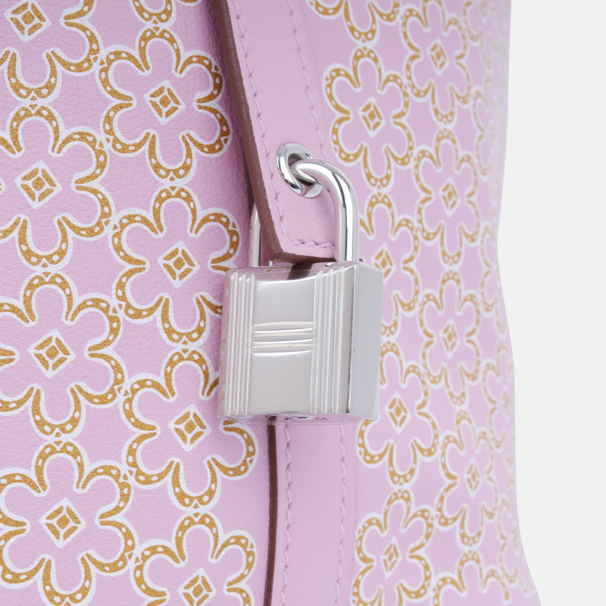 New !! Hermes Picotin Lock 18 Lucky Daisy Mauve with PHW Full set with  receipt