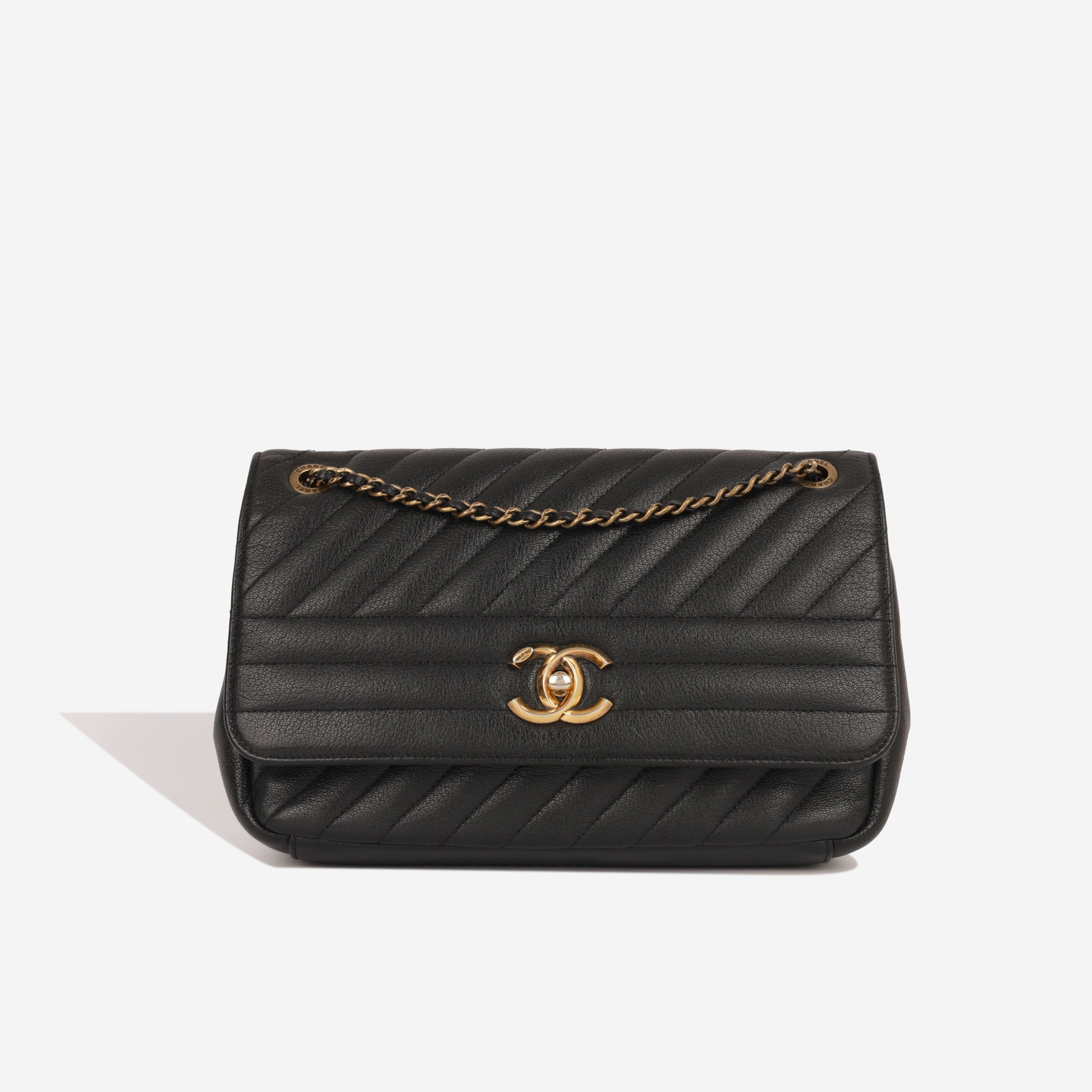 Diagonal Stripe Flap - Bagista