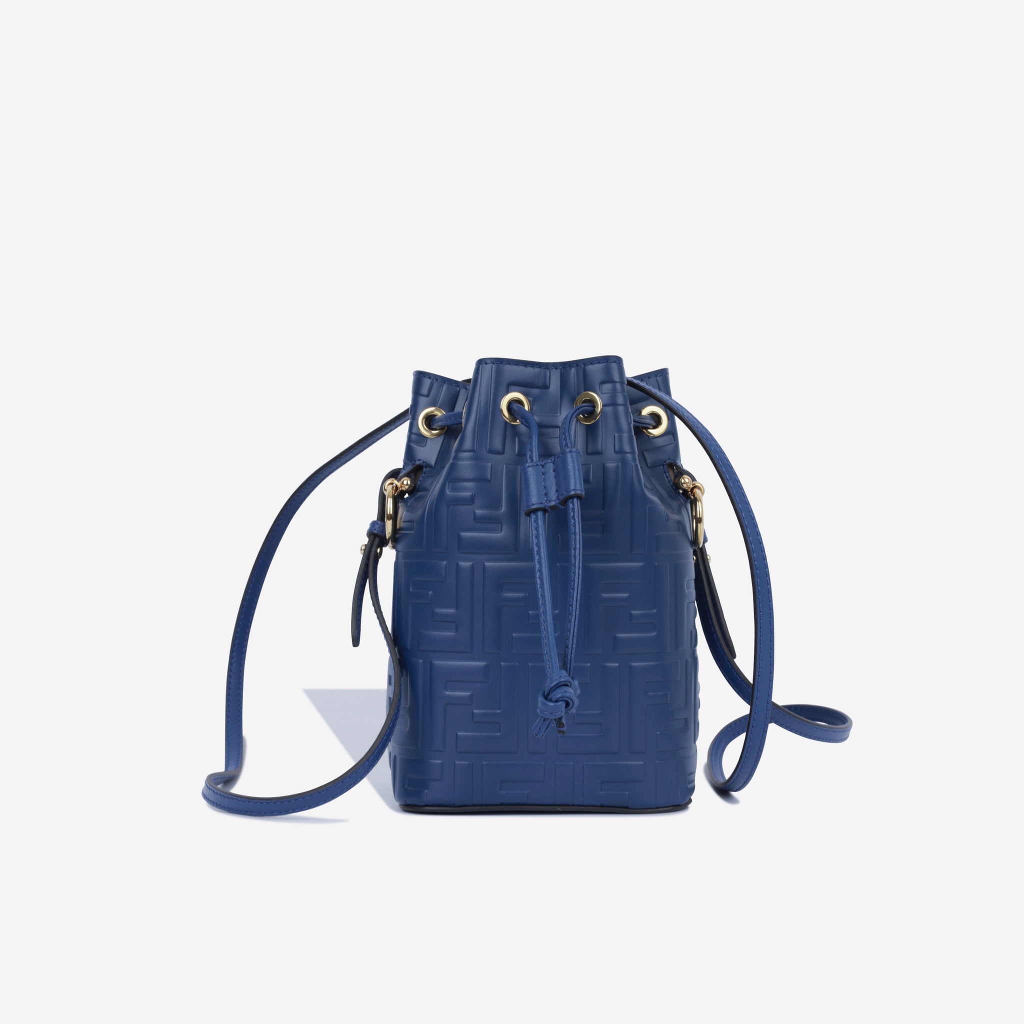 Fendi mini mon tresor hotsell bucket bag